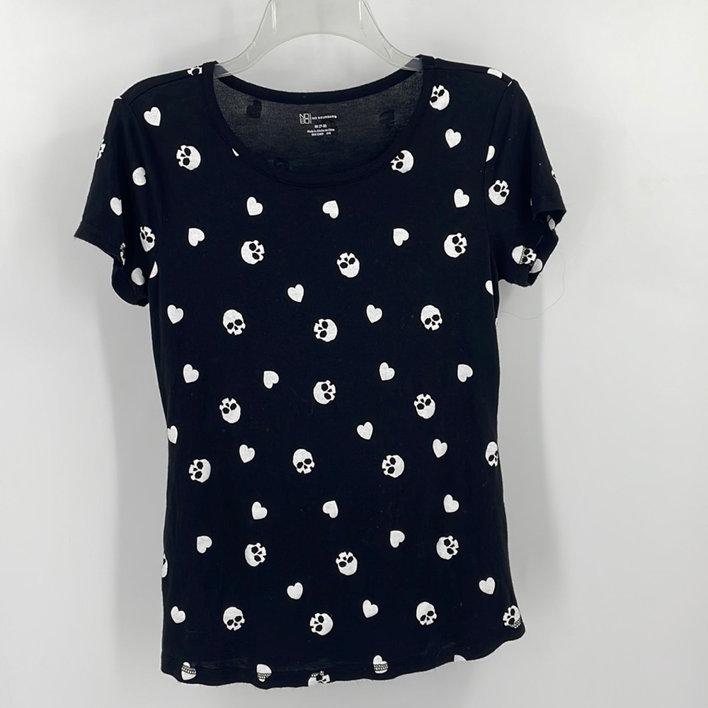 NO BOUNDARIES Aesthetic skull shirt (M)